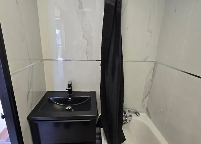 아파트 L'essentiel 아그